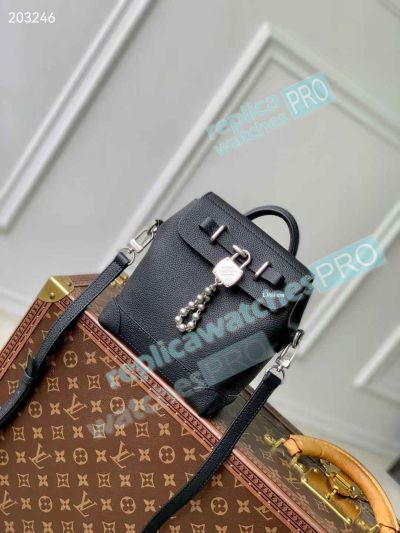 Best Quality Replica L---V Steamer 15 Pharrell Williams City Bag